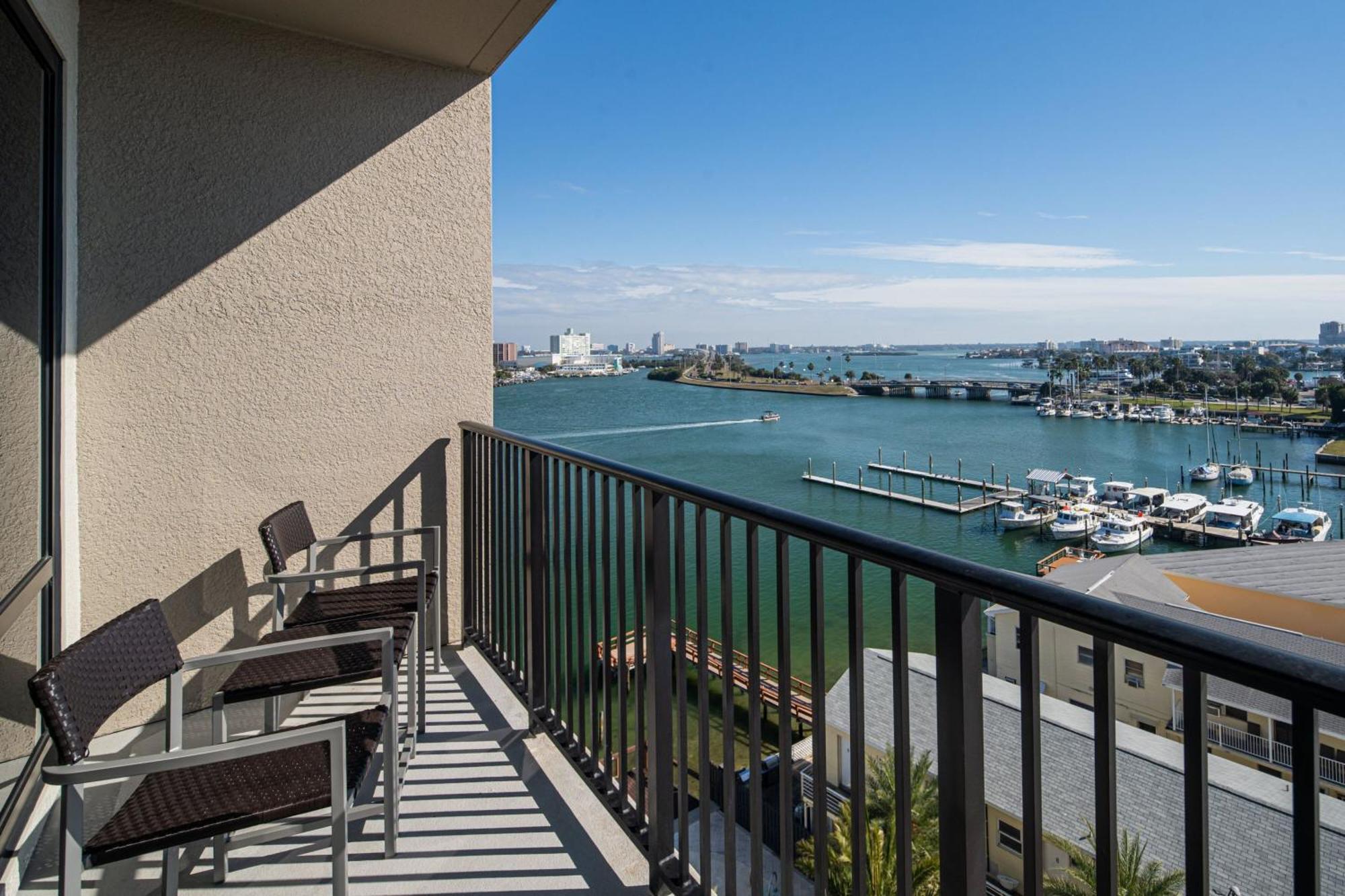 Courtyard By Marriott Clearwater Beach Exterior foto